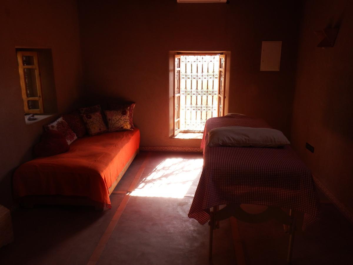 Dar Paru Bed & Breakfast Мхамид Екстериор снимка